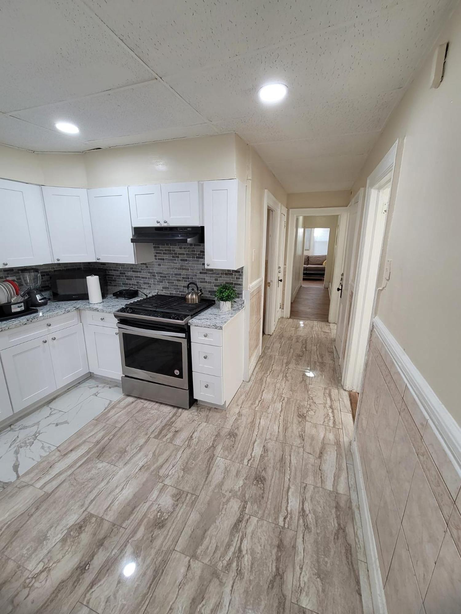 Z & Z Apartment ニューアーク 部屋 写真