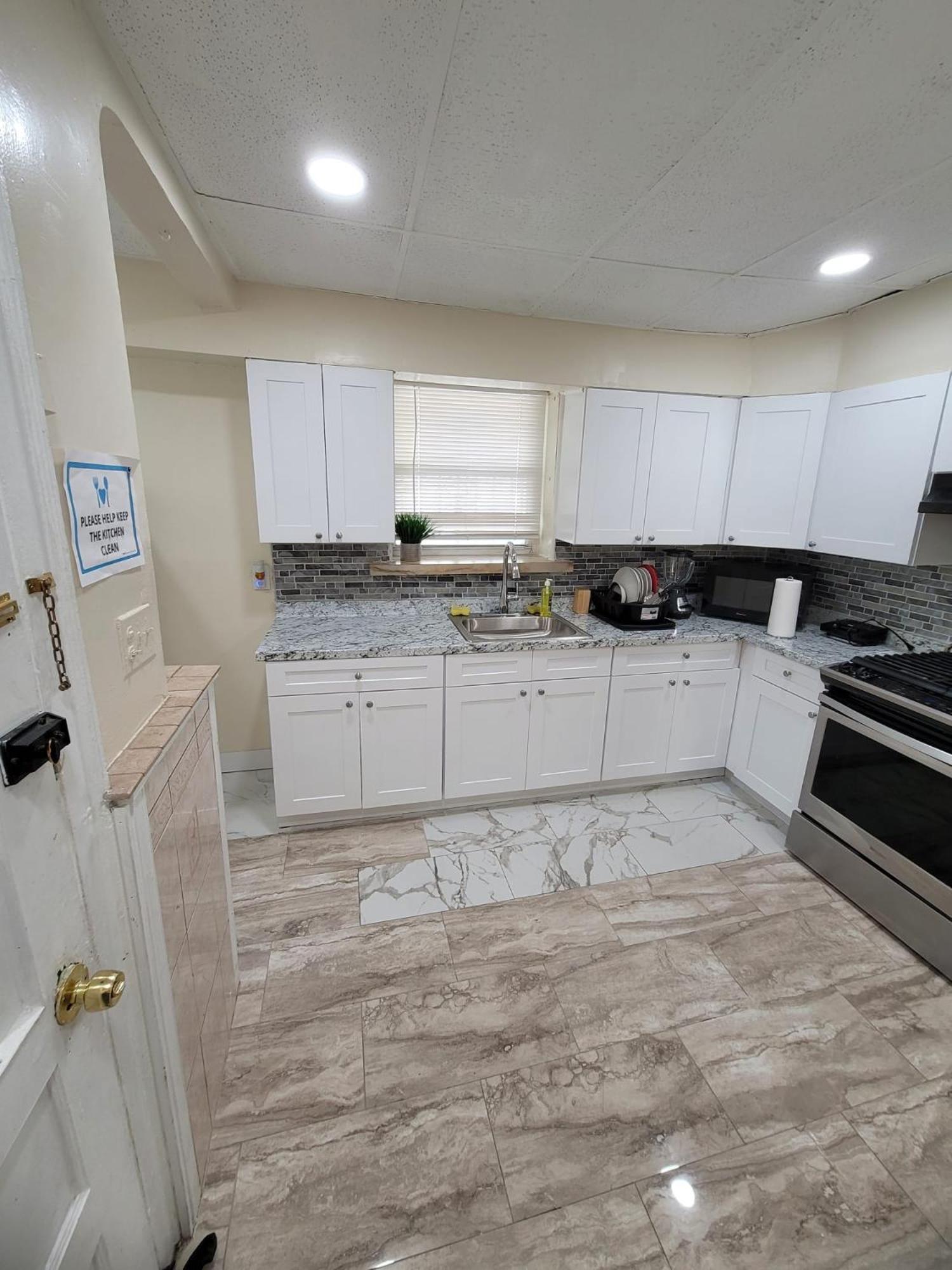 Z & Z Apartment ニューアーク 部屋 写真